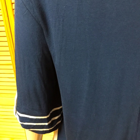 Women’s Navy white top rayon small oversize bottom blouse - Picture 6 of 7